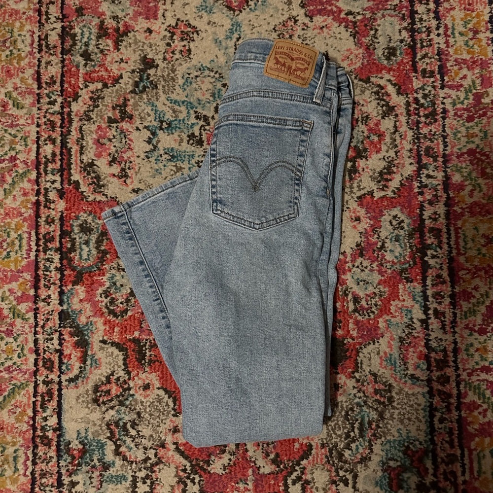 Levi jeans